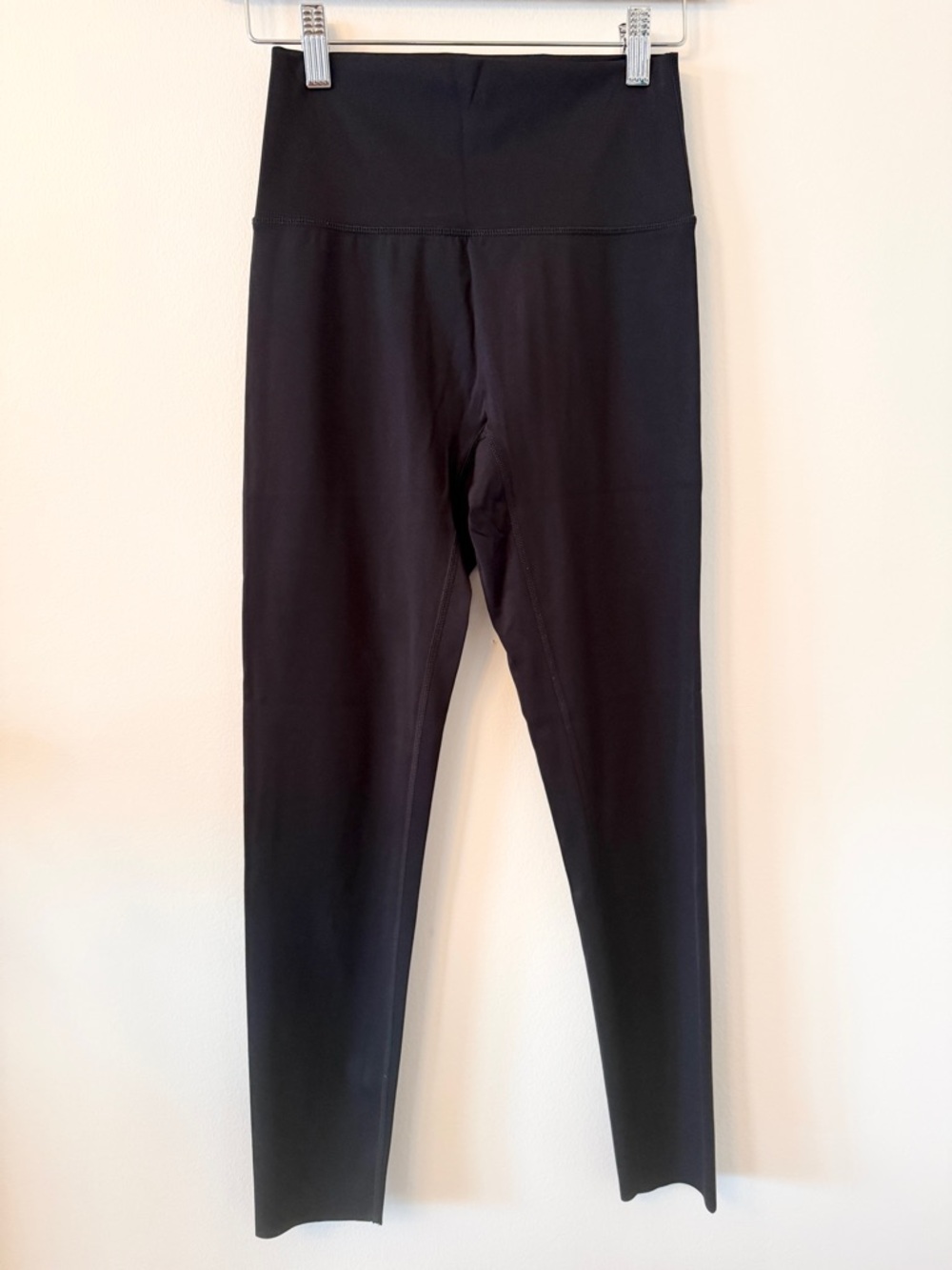 Aerie Black Leggings Raw Hem Mid Rise Size Medium